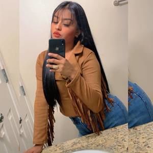 Meet your Posher, Miriam